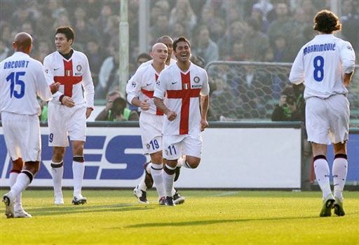 跟队：孙兴慜将留在韩国，以便于完成加盟洛杉矶的转会（随队记者：孙兴慜将留在韩国，以推进加盟洛杉矶的转会手续）