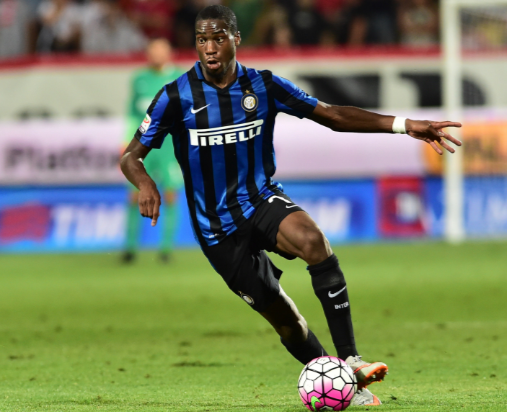 爷青回，维耶里社媒晒与大罗、巴乔、托蒂、卡纳瓦罗等人合照（维耶里社媒晒合影：同框大罗、巴乔、托蒂、卡纳瓦罗等传奇）