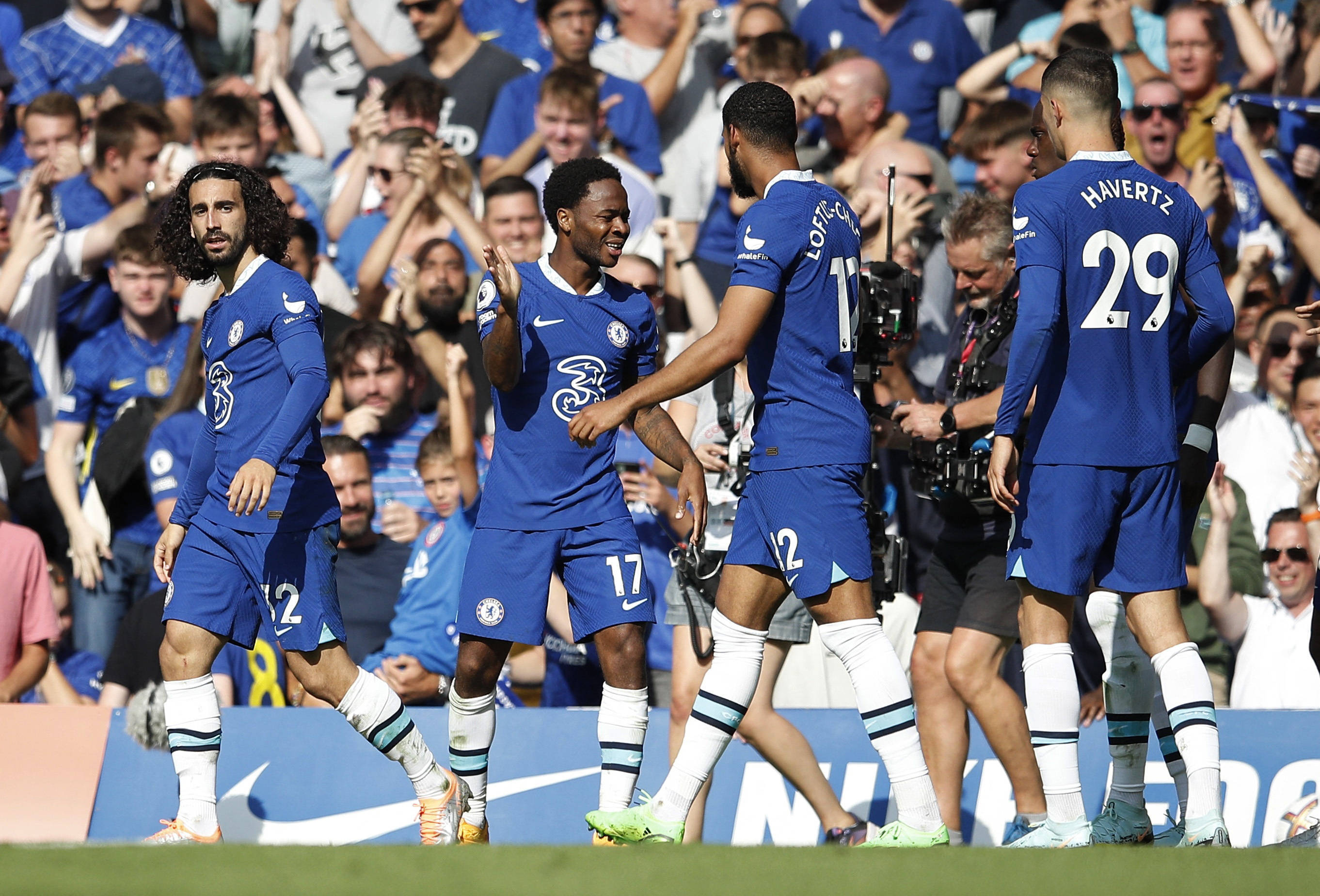 国乒11战全胜实现混合团体世界杯三连冠（国乒11战全胜，豪取混合团体世界杯三连冠）